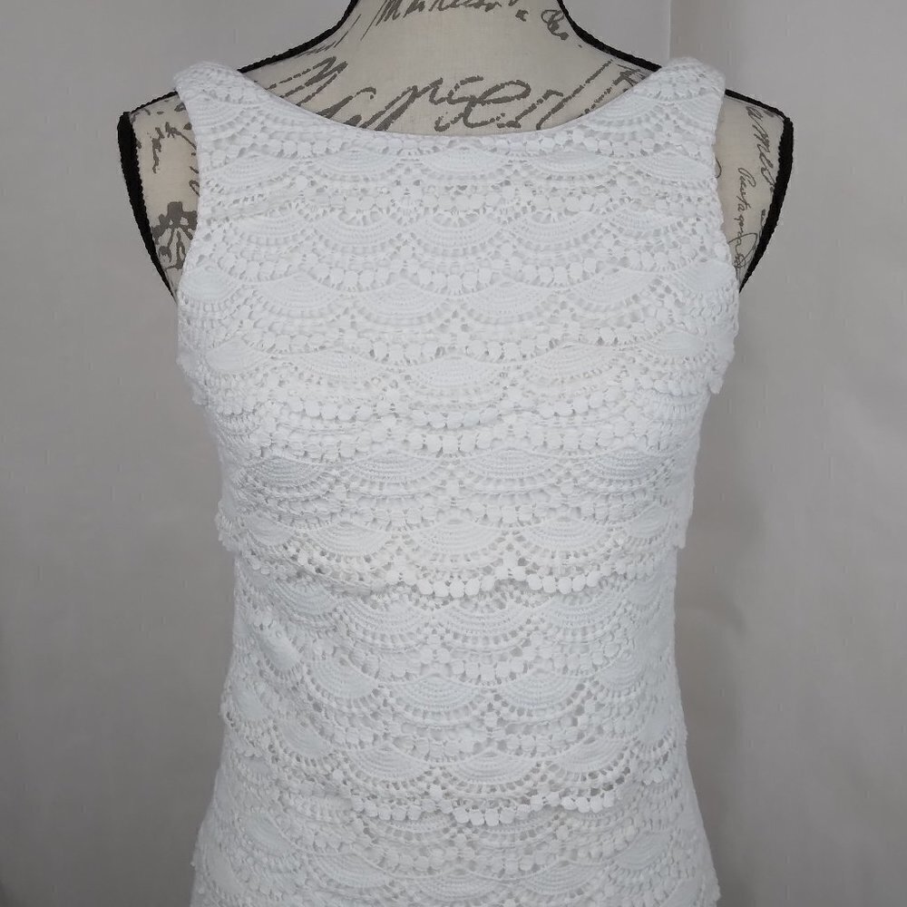 WHBM | Sleeveless Tiered Lace Shift Dress White | Size 00 - Picture 4 of 12